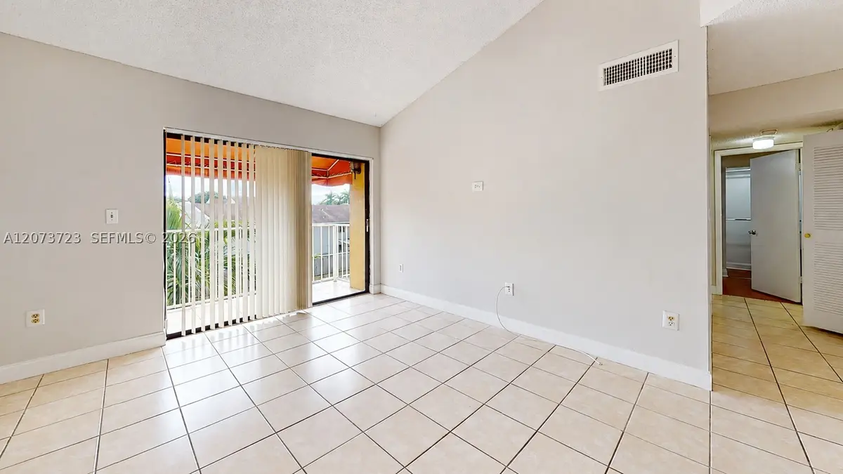 15600 SW 80th St #L-304, Miami, FL 33193 - #1