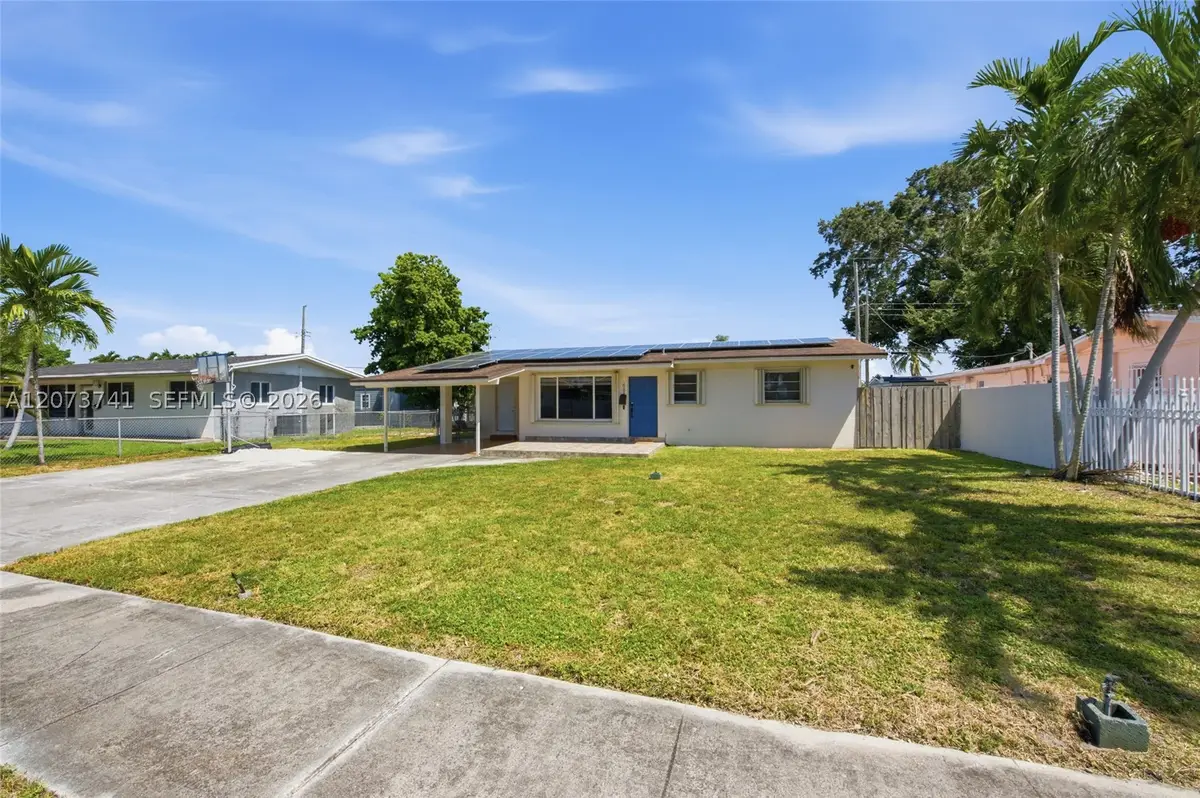 681 W 55th Pl, Hialeah, FL 33012 - #1