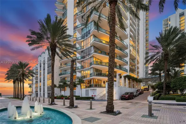 1331 Brickell Bay Dr #611, Miami, FL 33131