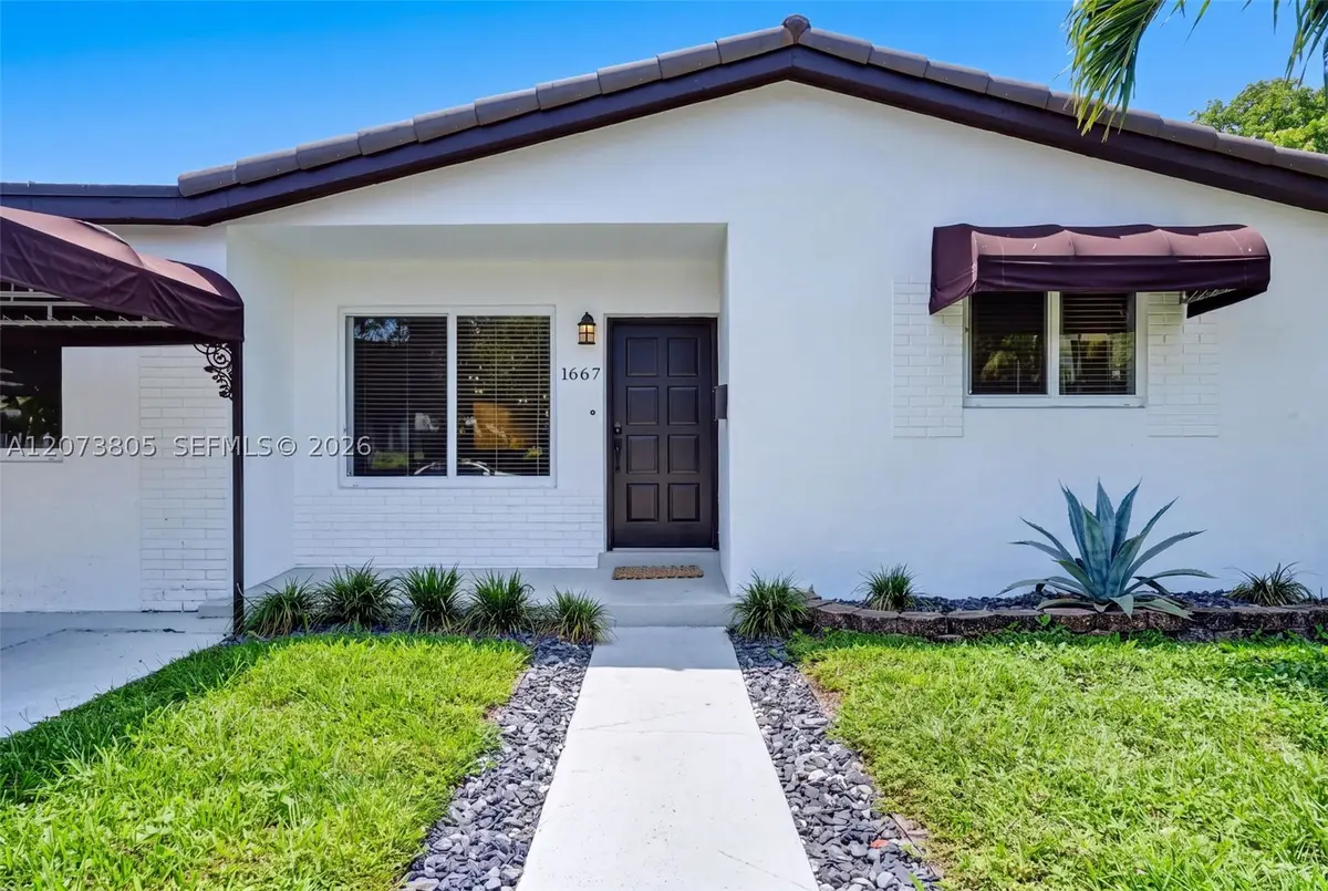 1667 SW 10th St, Miami, FL 33135 - #1