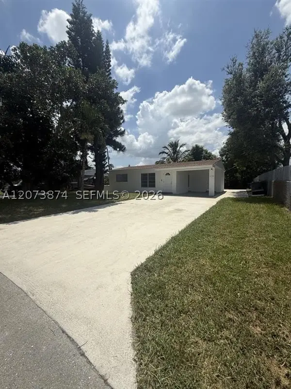 7170 Custer St, Hollywood, FL 33024 - #2