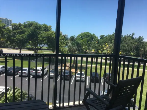 3475 N Country Club Dr #309, Aventura, FL 33180