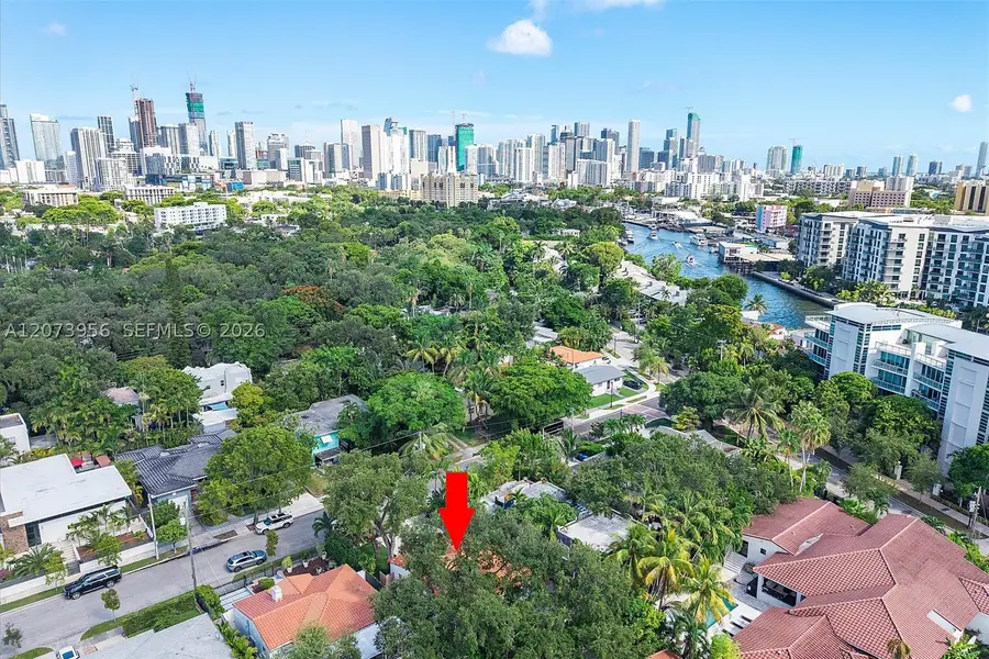 1000 NW 10th Ct, Miami, FL 33136 - #2