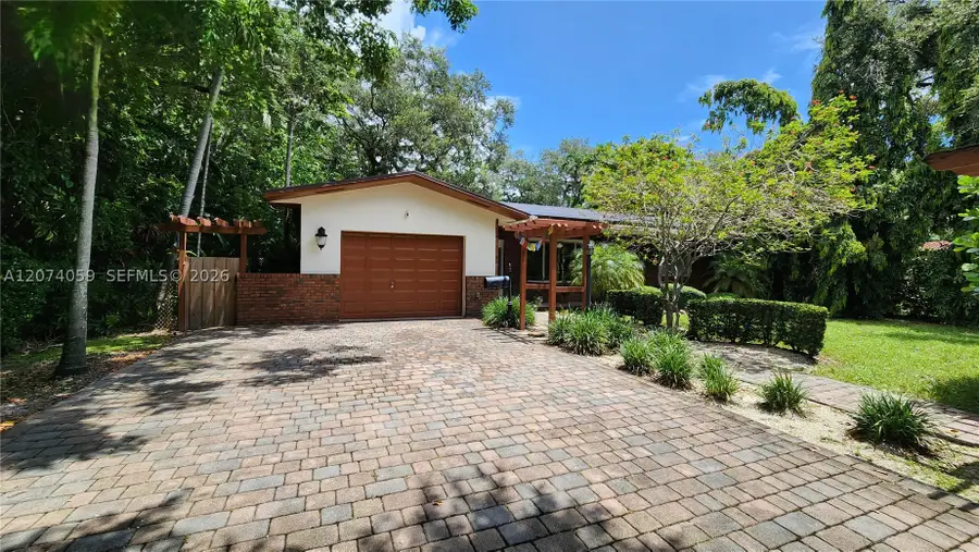 391 NE 131st St, North Miami, FL 33161 - #2