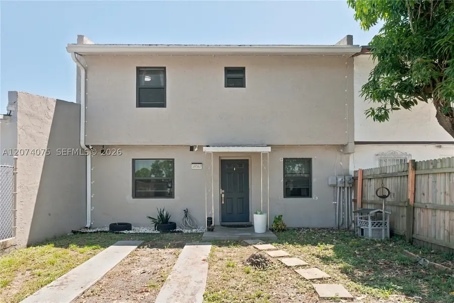 19367 NW 45th Ave, Miami Gardens, FL 33055 - #3