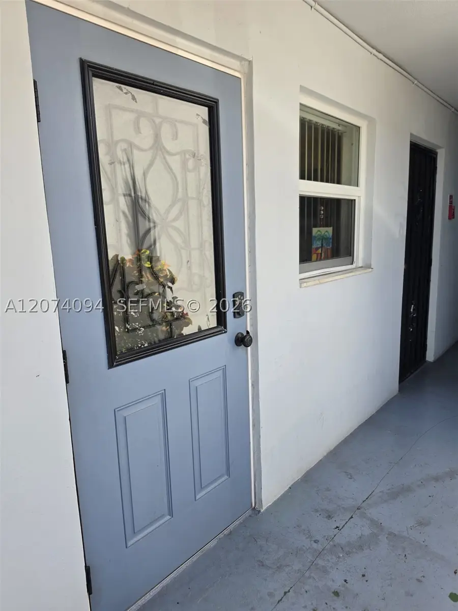 300 NE 12th Ave #108, Hallandale Beach, FL 33009 - #2