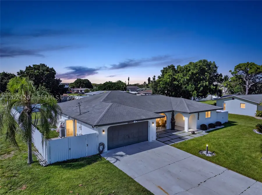 713 Se, Cape Coral, FL 33904 - #3