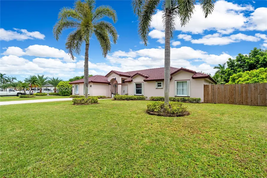 28565 SW 158th Ct, Homestead, FL 33033 - #2