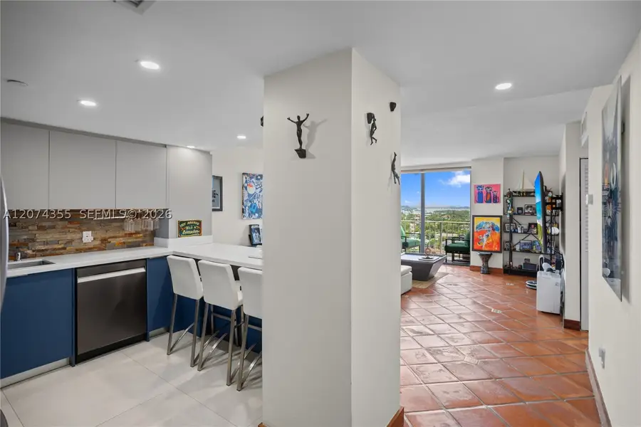 2350 NE 135th St #1204, North Miami, FL 33181 - #3