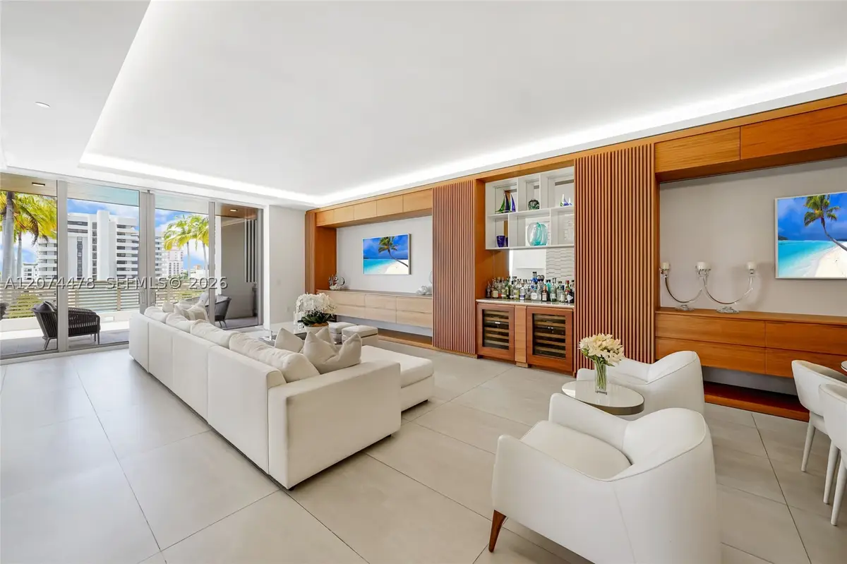 515 Valencia Ave #601, Coral Gables, FL 33134 - #1