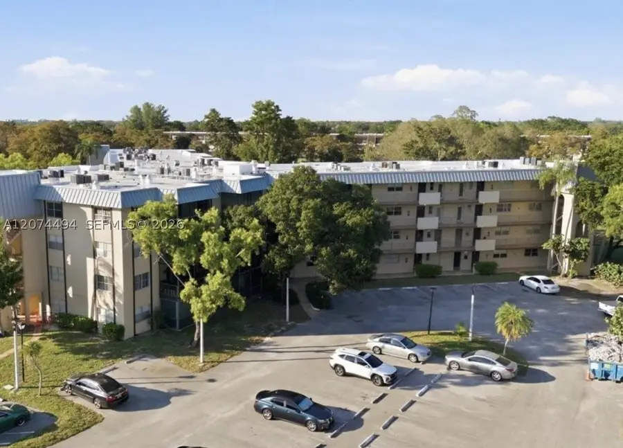 6101 N Falls Cir Dr #405, Lauderhill, FL 33319 - #2