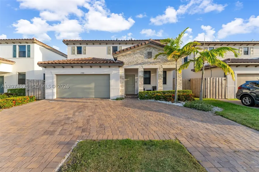 11944 SW 240th St, Homestead, FL 33032 - #3