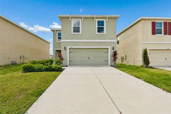 11181 Leland Groves Dr, Tampa, FL 33579