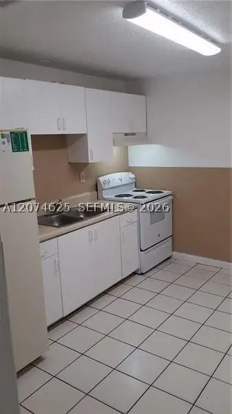 5880 NW 19th Ct, Lauderhill, FL 33313 - #2