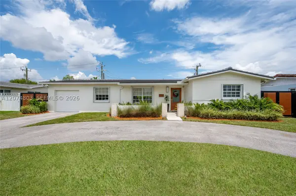9441 SW 52nd Ter, Miami, FL 33165
