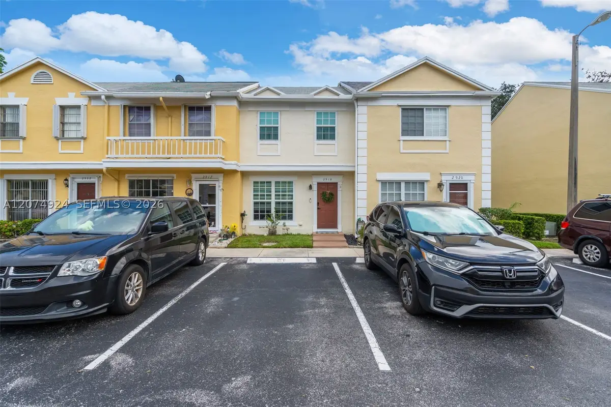 2916 Dorchester Ln, Cooper City, FL 33026 - #1