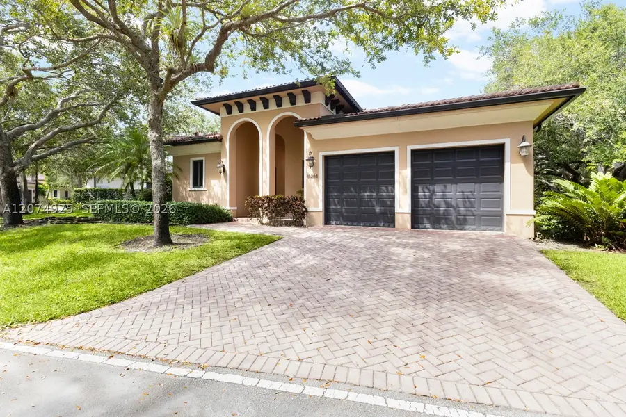 11404 Four Fillies Rd, Pinecrest, FL 33156 - #3