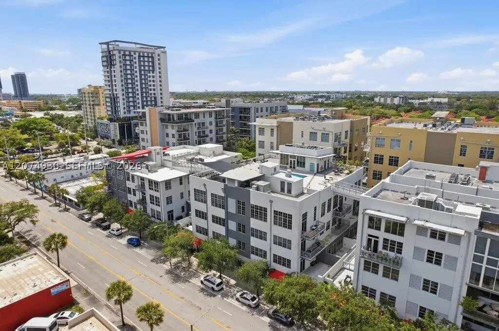 425 N Andrews Ave #202, Fort Lauderdale, FL 33301 - #1