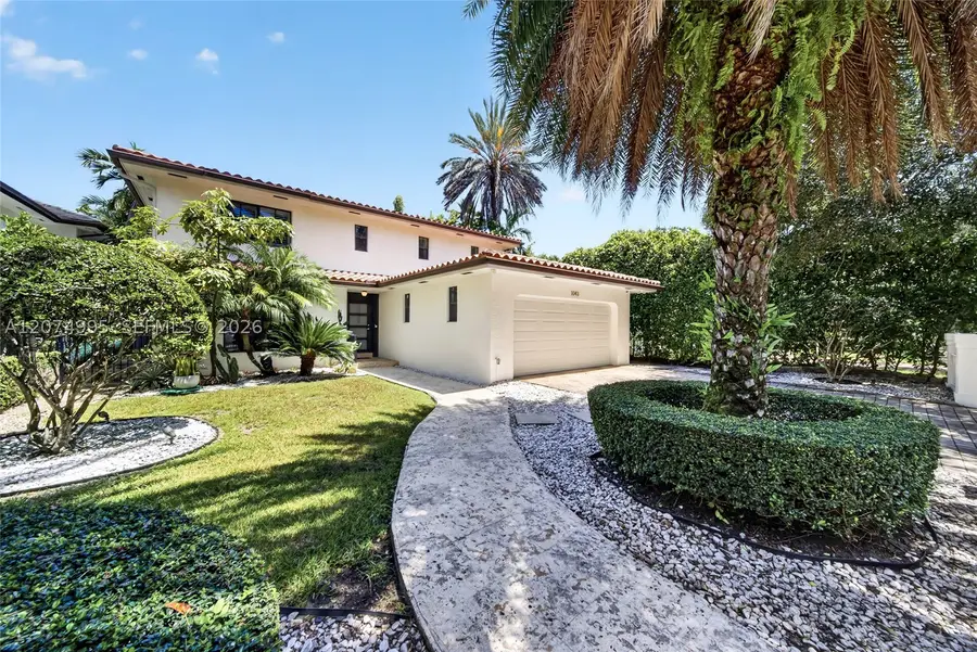 1043 Alfonso Ave, Coral Gables, FL 33146 - #3
