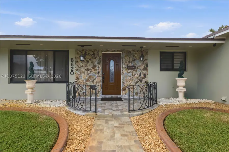 6620 SW 6th St, Pembroke Pines, FL 33023 - #3