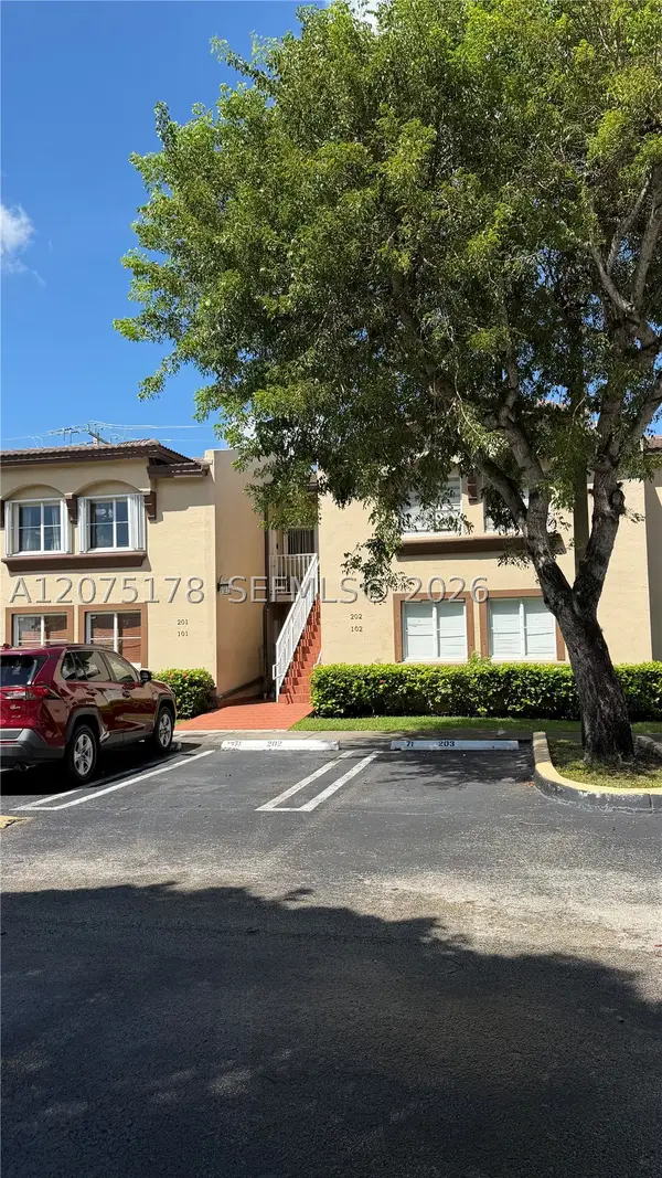 15771 SW 137th Ave #201, Miami, FL 33177
