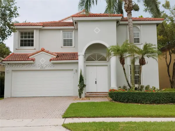 15842 SW 14 St, Pembroke Pines, FL 33027