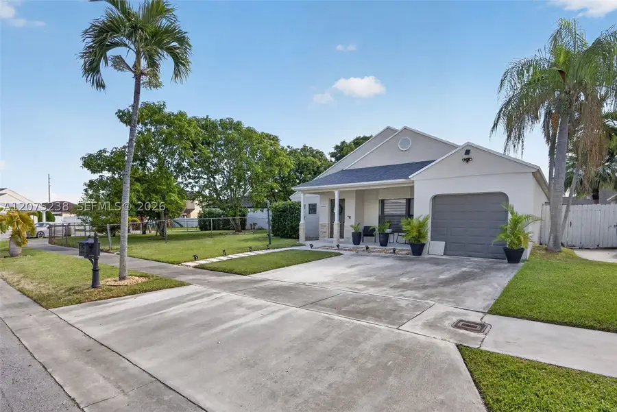 15401 SW 144th Ave, Miami, FL 33177 - #2