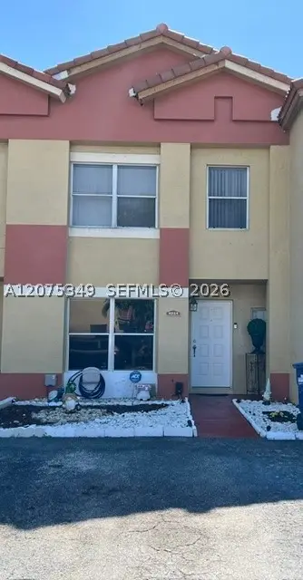 5214 NW 190th St, Miami Gardens, FL 33055 - #1