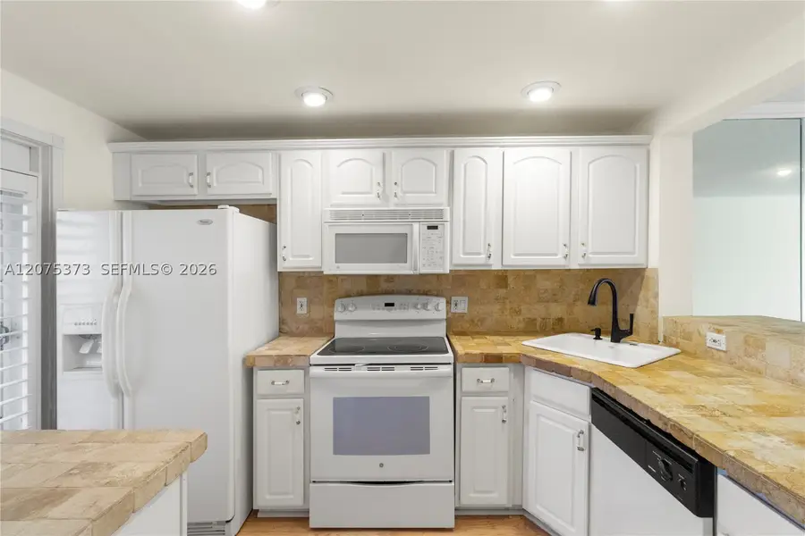 455 Paradise Isle Blvd #402, Hallandale Beach, FL 33009 - #2