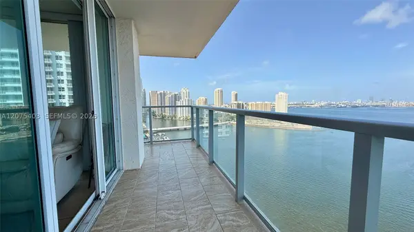 1155 Brickell Bay Dr #2310, Miami, FL 33131
