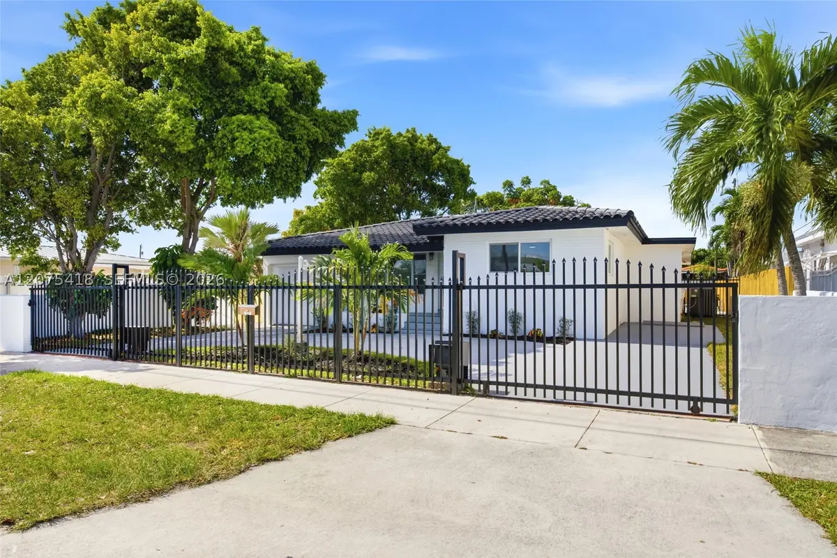 275 W 13 St, Hialeah, FL 33010 - #1