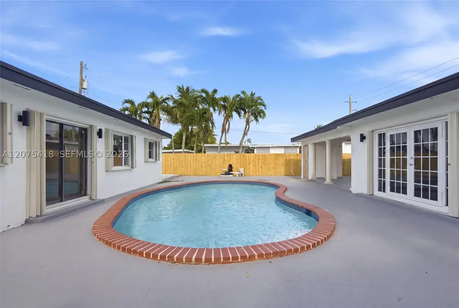 275 W 13 St, Hialeah, FL 33010 - #3