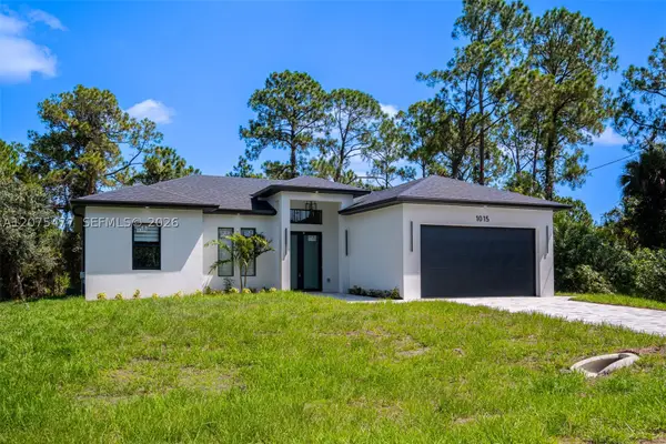 1015 E Bagget St, Lehigh Acres, FL 33974