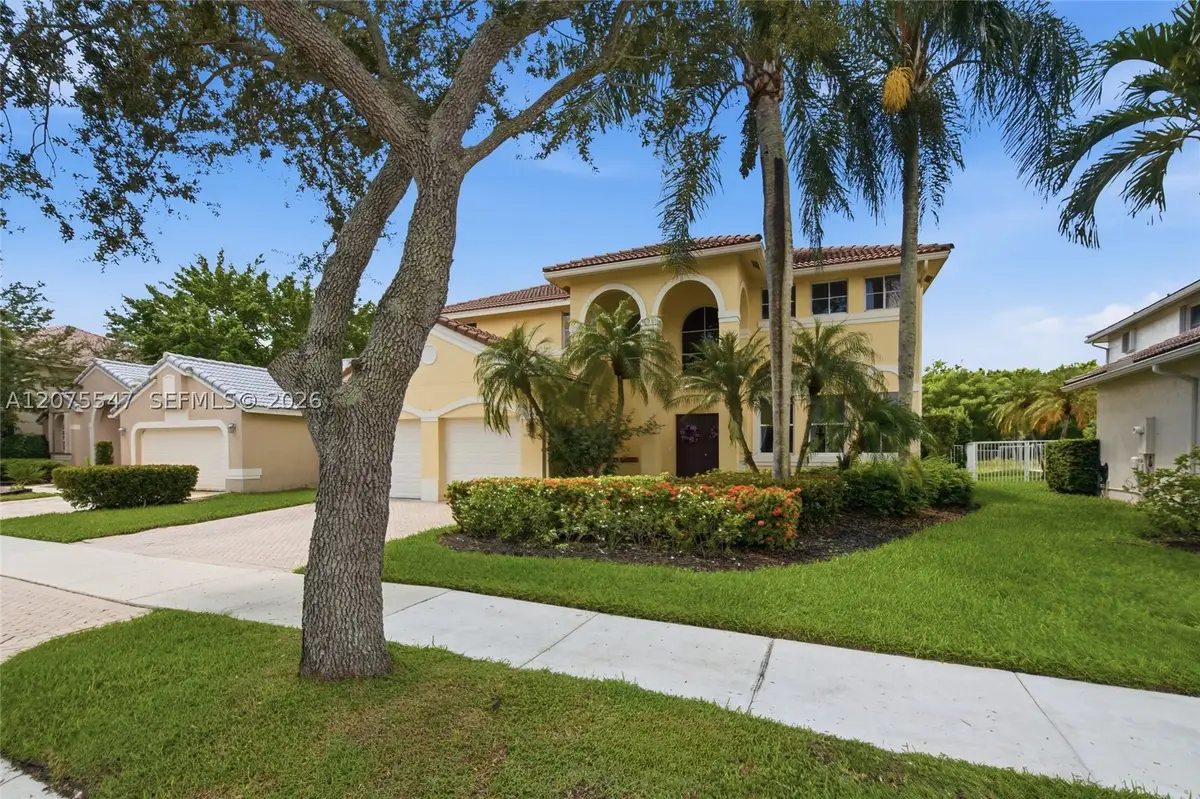 861 Crestview Cir, Weston, FL 33327 - #1