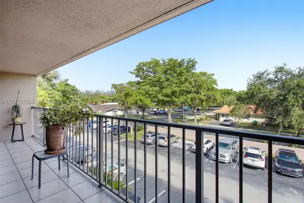 6305 Gage Pl #306-A, Miami Lakes, FL 33014