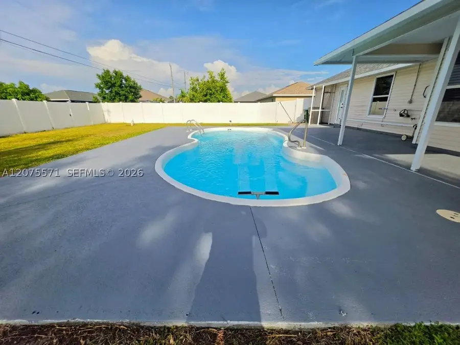 626 SW 25th Ter, Cape Coral, FL 33914 - #3