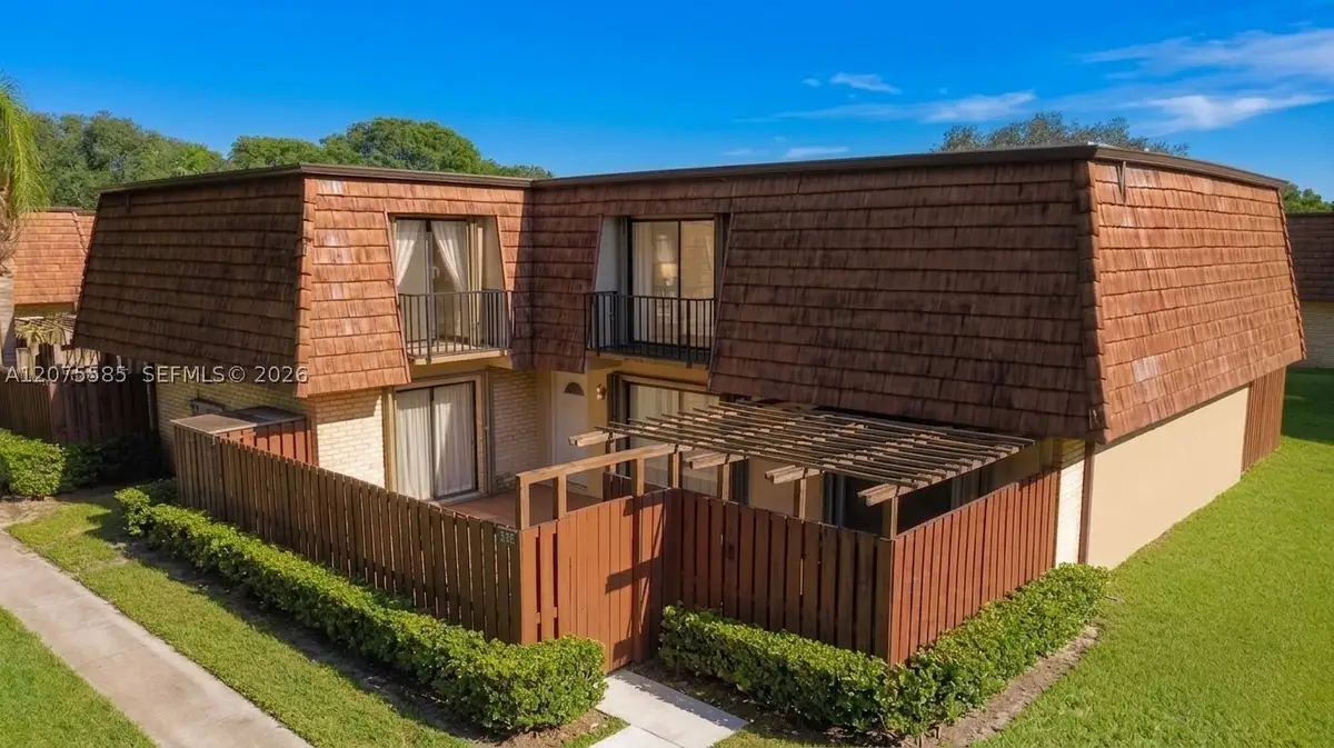 516 5th Ln, Greenacres, FL 33463 - #1