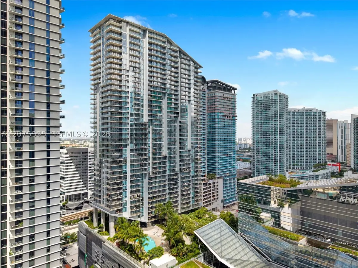 88 SW 7th St #2204, Miami, FL 33130 - #1
