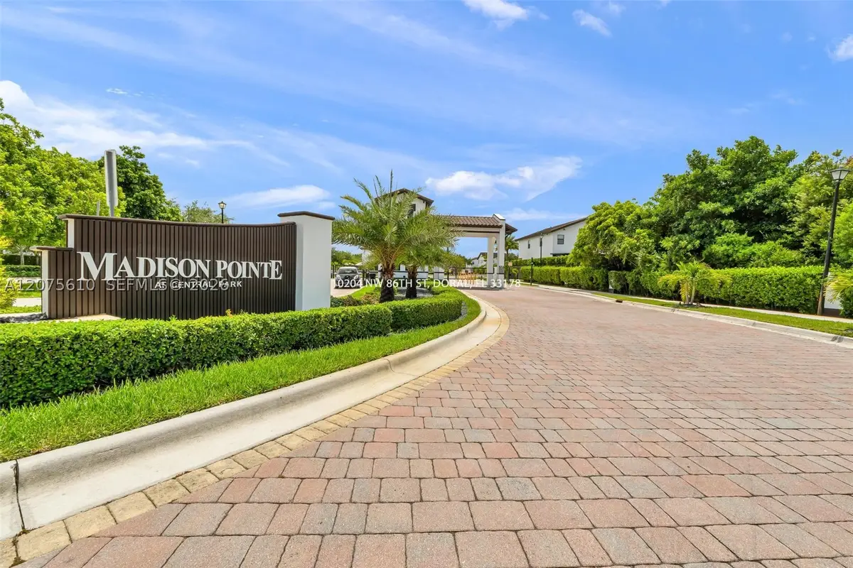 10204 NW 86th St, Doral, FL 33178 - #1