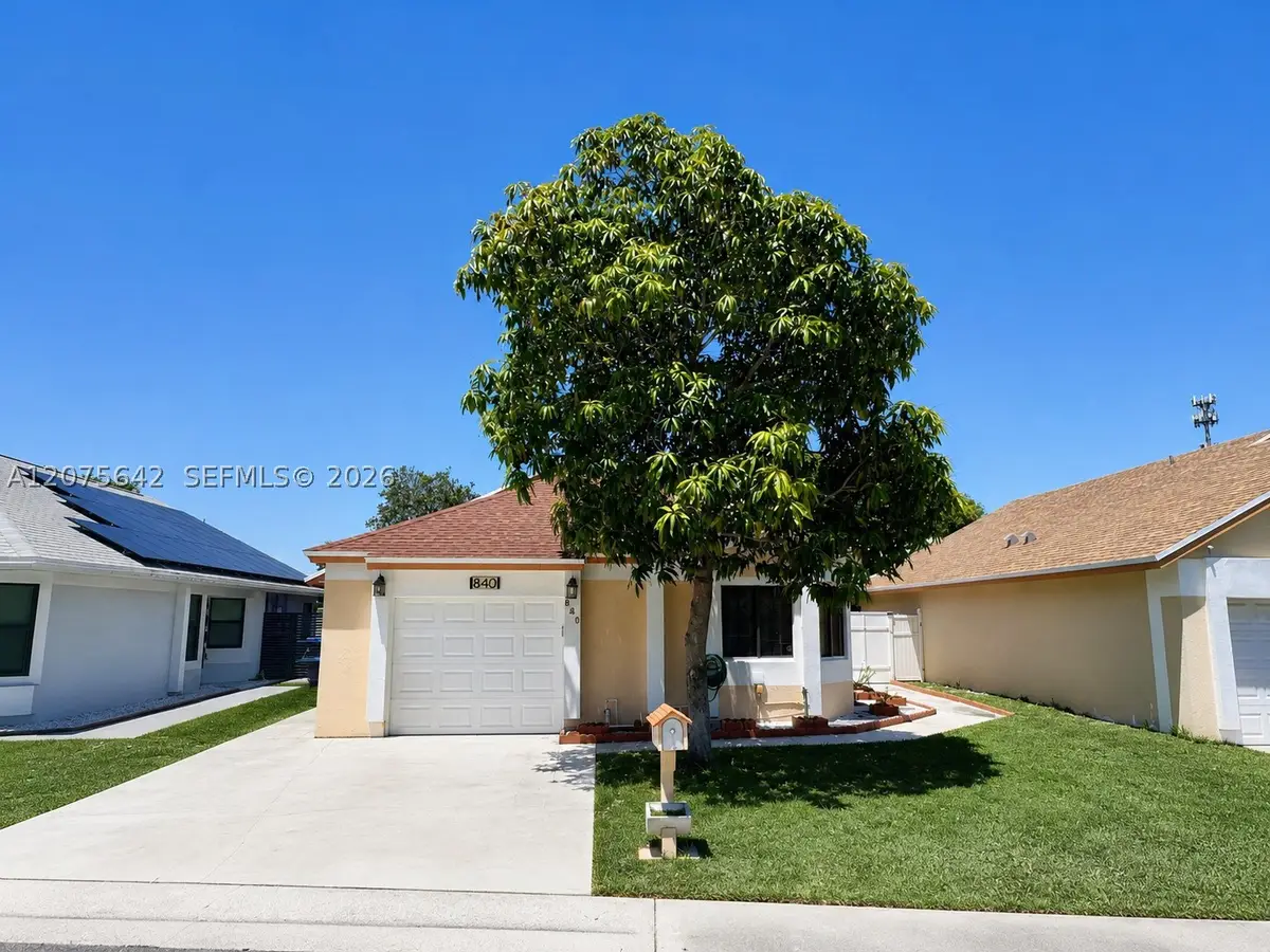 840 W Palm Run Dr, North Lauderdale, FL 33068 - #1