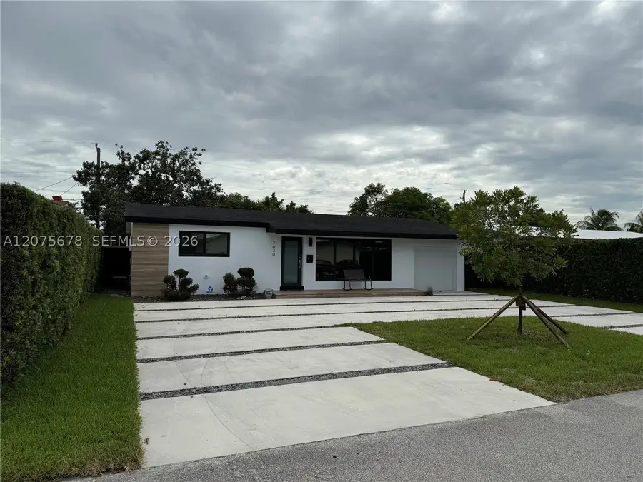 7630 Venetian St, Miramar, FL 33023 - #3