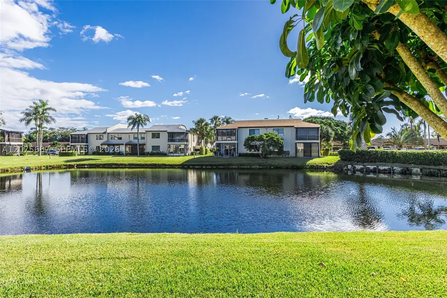 8566 Casa Del Lago #H, Boca Raton, FL 33433 - #2
