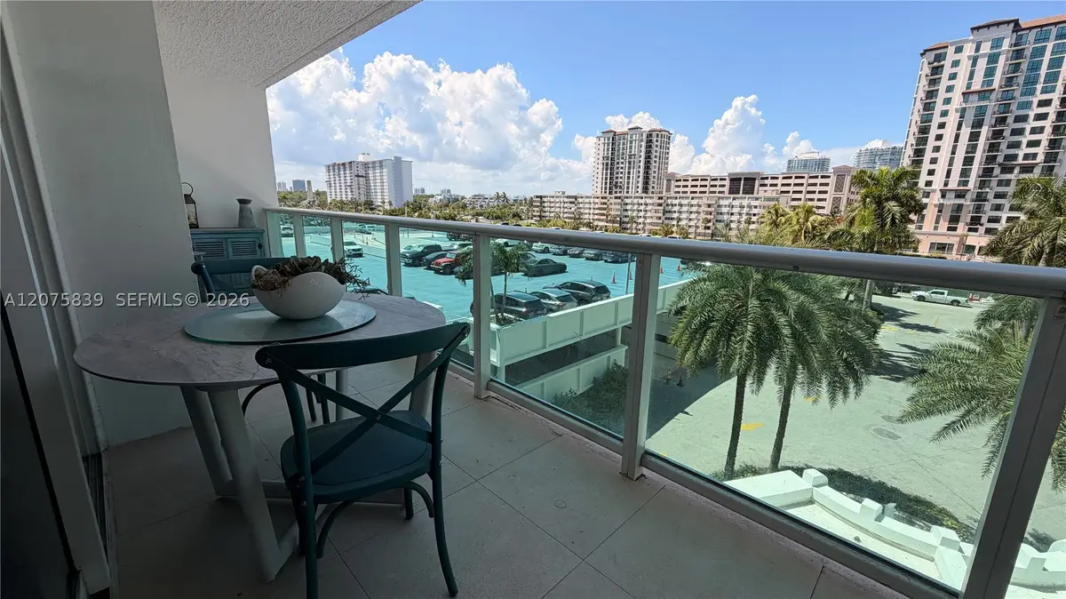 100 Bayview Dr #431, Sunny Isles Beach, FL 33160 - #1