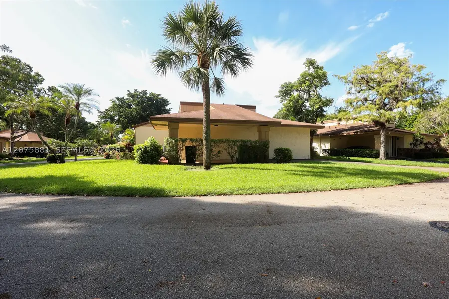 8050 Palmetto Palm Cir #55, Tamarac, FL 33321 - #2