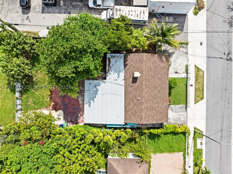 2723 NW 3rd St, Miami, FL 33125 - #3