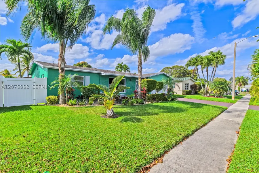 257 NW 79th Ave, Margate, FL 33063 - #3