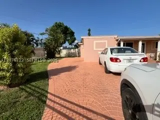 17201 NW 54th Ct, Miami Gardens, FL 33055 - #2