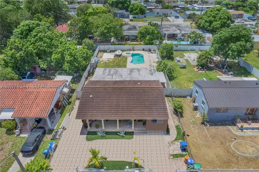 3030 NW 90th St, Miami, FL 33147 - #2