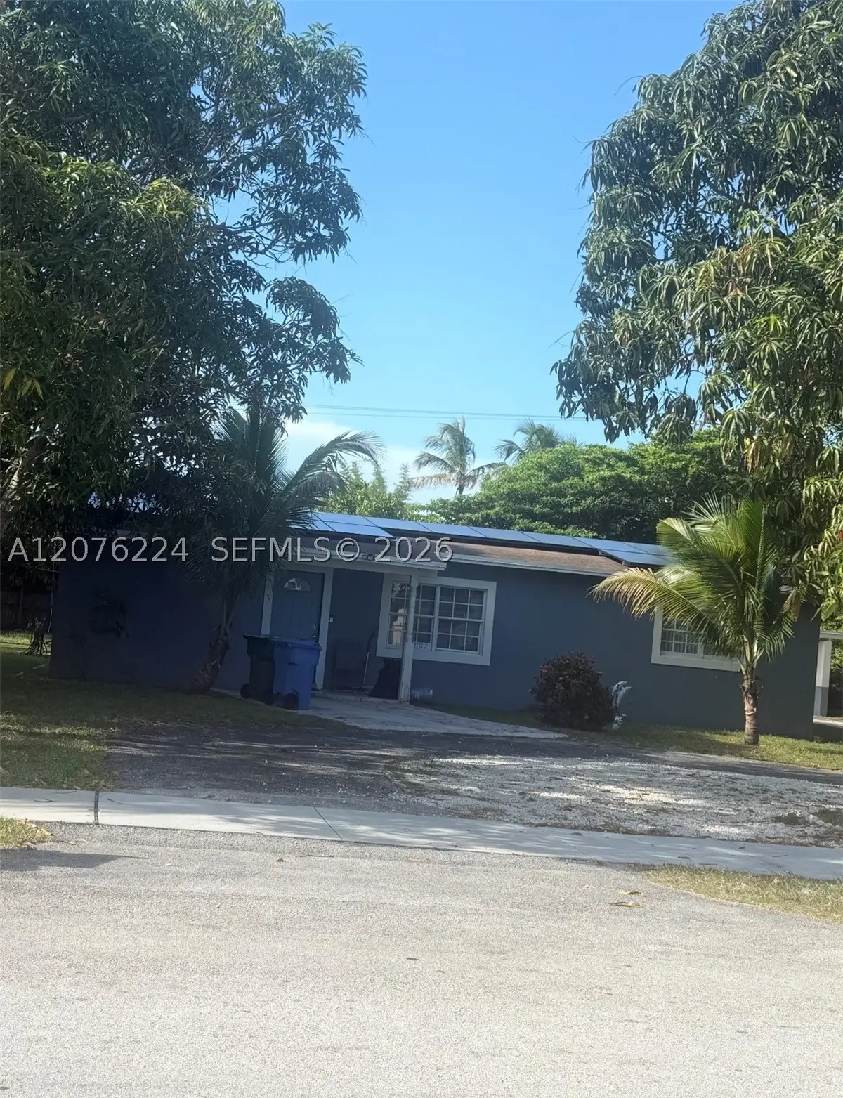 607 NW 42nd St, Oakland Park, FL 33309 - #1