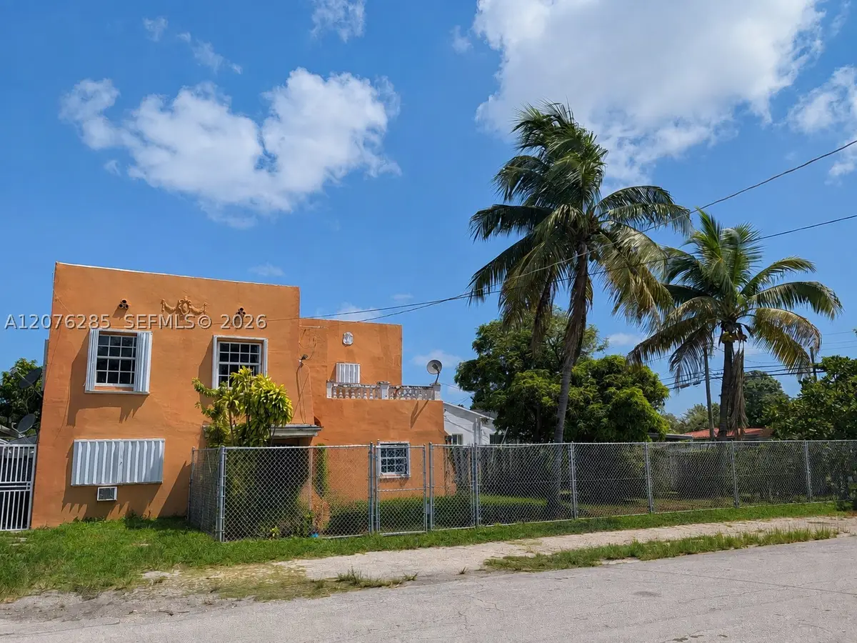 200 NW 34th Ave, Miami, FL 33125 - #1